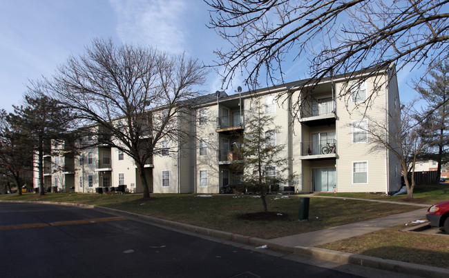 Hickory Hill Apartments in Frederick, MD - Foto de edificio - Building Photo