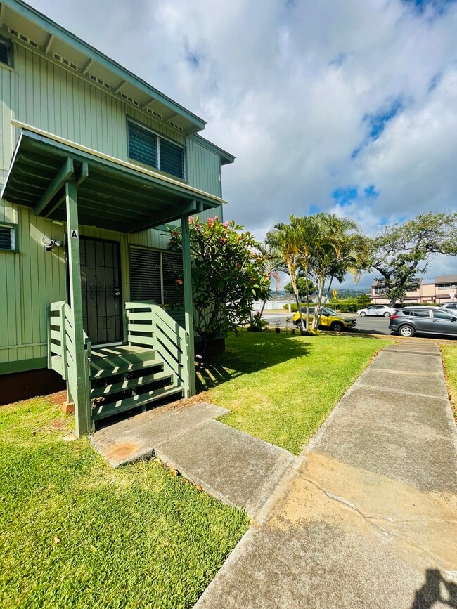 98 -401 Hookanike St. #A in Pearl City, HI - Building Photo - Building Photo