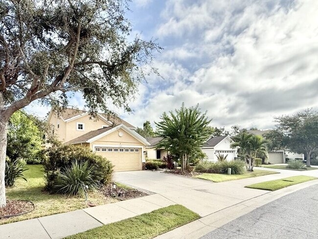 15127 Skip Jack Loop in Lakewood Ranch, FL - Building Photo - Building Photo