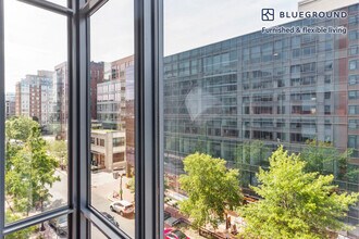 425 Massachusetts Ave NW in Washington, DC - Foto de edificio - Building Photo