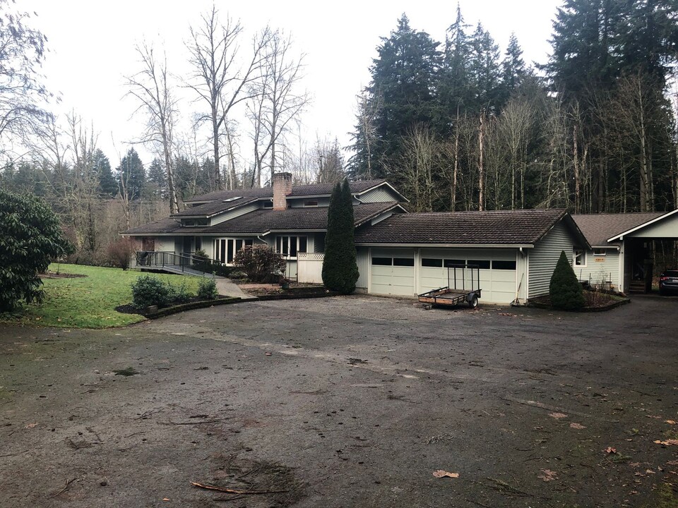 4305 212th St SE in Bothell, WA - Building Photo