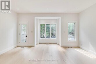 23 Mitchell Ave in Toronto, ON - Building Photo - Building Photo