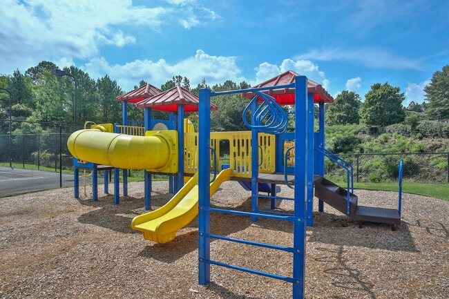 The Glen at Alexander Apartments in Augusta, GA - Foto de edificio - Building Photo