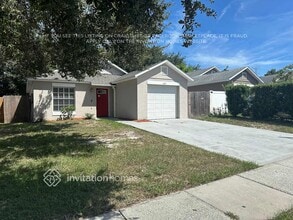 5621 Piney Ridge Dr, Unit 615 in Orlando, FL - Foto de edificio - Building Photo