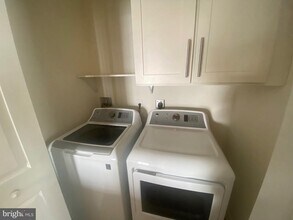 126 Mortimer St in Dunmore, PA - Building Photo - Building Photo