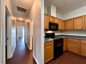 12303 Abney Dr in Austin, TX - Building Photo - Building Photo