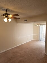 8864 Flamingo Ct, Unit 0 in St. Louis, MO - Building Photo - Building Photo