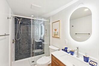 134 F St SE, Unit 134 F ST SE #2 in Washington, DC - Building Photo - Building Photo