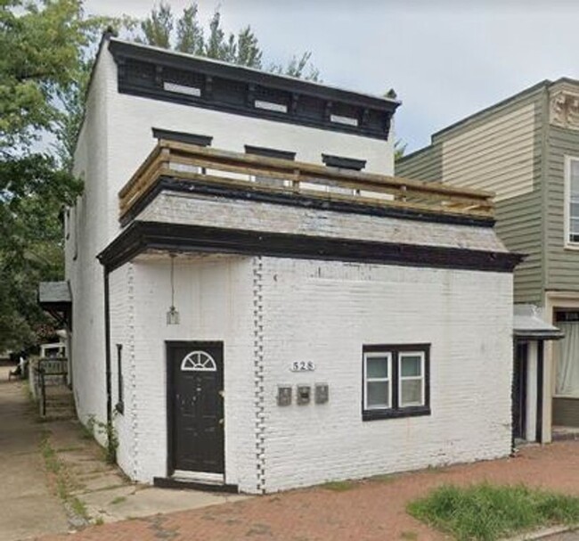 property at 528 S Pine St