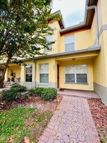 3872 Mariner Dr in St. Petersburg, FL - Building Photo