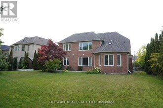 536 Canyon St in Mississauga, ON - Building Photo - Building Photo