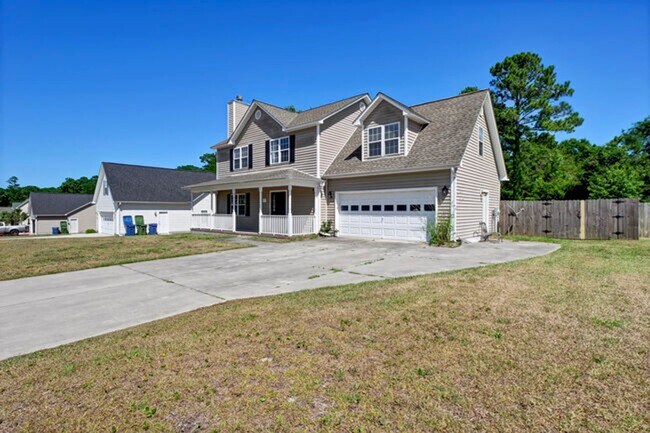 134 Lawndale Ln in Sneads Ferry, NC - Building Photo - Building Photo