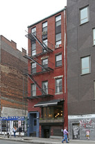 47 E Houston St in New York, NY - Building Photo