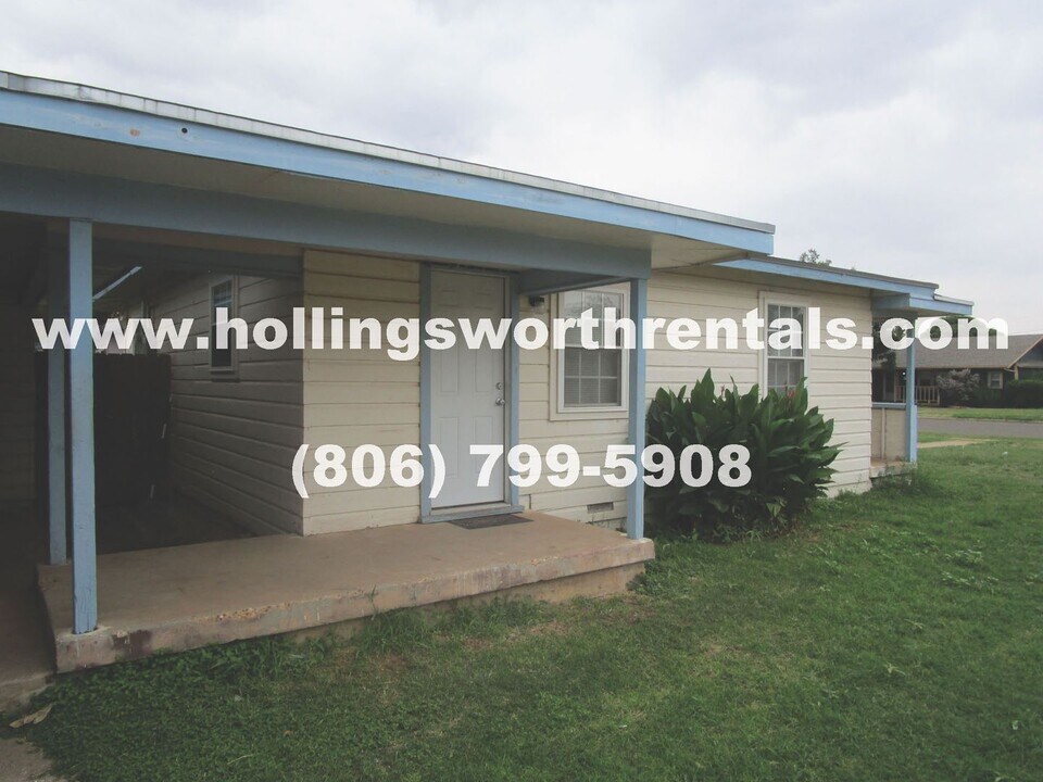 4924 35th St in Lubbock, TX - Foto de edificio