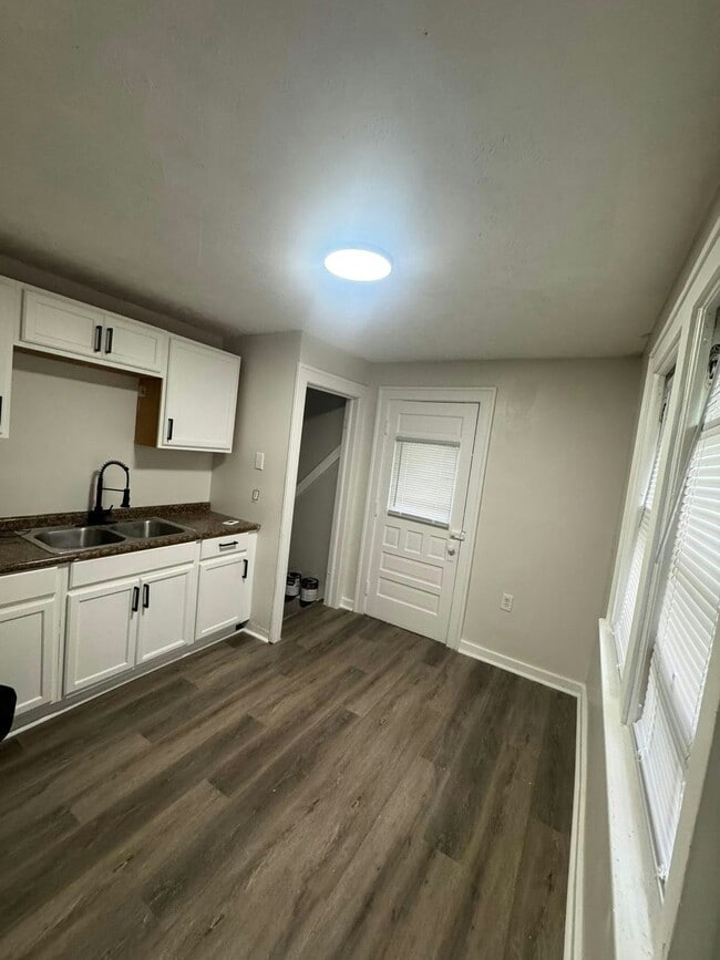 5159 Charles St in Maple Heights, OH - Building Photo - Building Photo