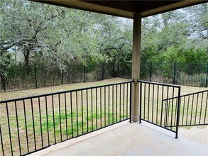 2219 Stonehaven in San Marcos, TX - Building Photo - Building Photo