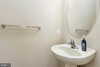 49 Inkberry Cir in Gaithersburg, MD - Building Photo - Building Photo