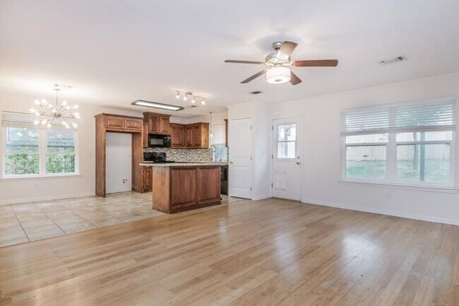 8 Windy Meadow Ln in Canyon, TX - Building Photo - Building Photo