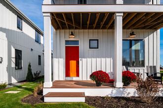 Tenalach Neighborhood Homes At Prairie's Edge in Port Washington, WI - Foto de edificio - Building Photo