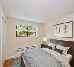 555 W Arlington Pl, Unit 1 in Chicago, IL - Building Photo - Building Photo