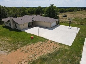 255 Frog Pond Rd in Sherman, TX - Building Photo - Building Photo