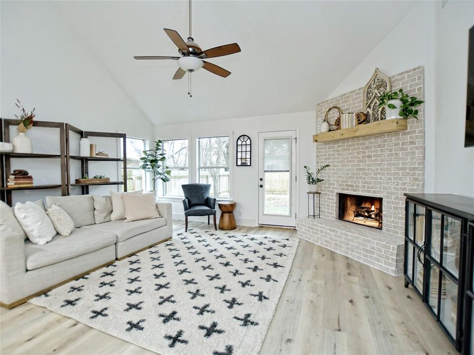 4109 Moss Hollow Dr in Round Rock, TX - Building Photo
