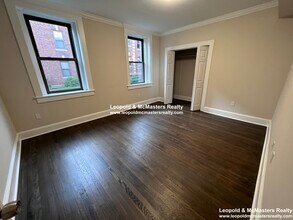 50 Longwood Ave, Unit 3 in Brookline, MA - Foto de edificio - Building Photo