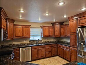 3904 Mariah Dr in Clovis, NM - Building Photo - Building Photo