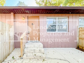 724 Angelina Ln in Lakeland, FL - Building Photo