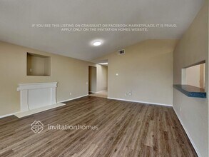 1059 Sunbrook Dr in San Bernardino, CA - Foto de edificio - Building Photo