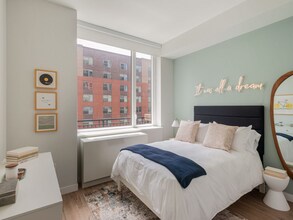 One East Harlem in New York, NY - Foto de edificio - Building Photo
