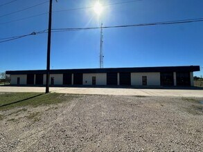 603 Commerce in Wharton, TX - Building Photo - Building Photo