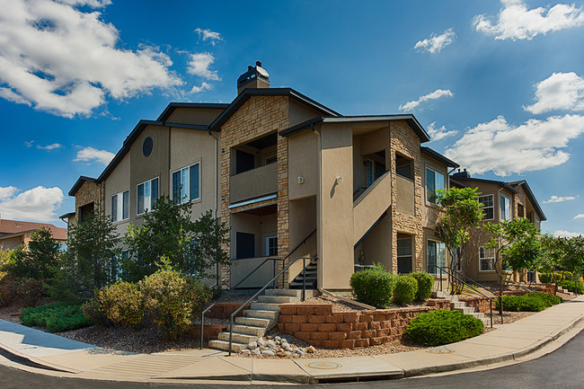 Summerfield Condominiums in Aurora, CO - Building Photo - Building Photo