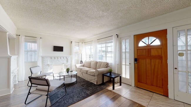 3423 W 58th in Los Angeles, CA - Building Photo - Building Photo