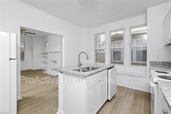 244 W 32nd St in Norfolk, VA - Building Photo - Building Photo