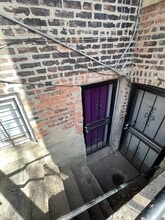 440 E 42nd St, Unit Bronzeville Studio in Chicago, IL - Building Photo - Building Photo