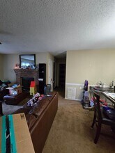 11 Brookfield Dr in Newnan, GA - Building Photo - Building Photo