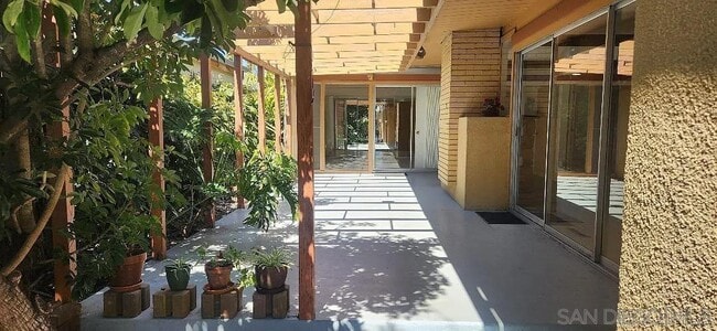 1631 Cypress Ave. in San Diego, CA - Building Photo - Building Photo