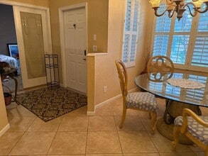 328 W Coral Trace Cir, Unit 0103 in Delray Beach, FL - Building Photo - Building Photo