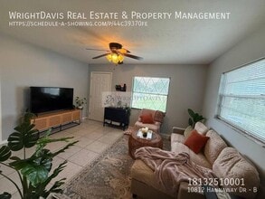 10812 Hannaway Dr in Riverview, FL - Foto de edificio - Building Photo