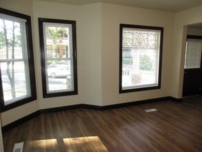141 E Gorham St, Unit 1 in Madison, WI - Foto de edificio - Building Photo