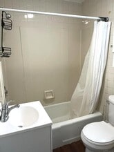 15 Carroll St in Naugatuck, CT - Building Photo - Building Photo