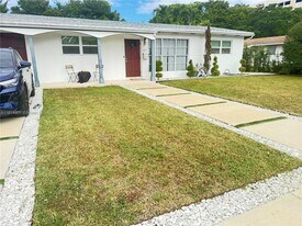 3807 Hayes St in Hollywood, FL - Building Photo