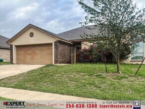 501 W Little Dipper Dr in Killeen, TX - Building Photo - Building Photo