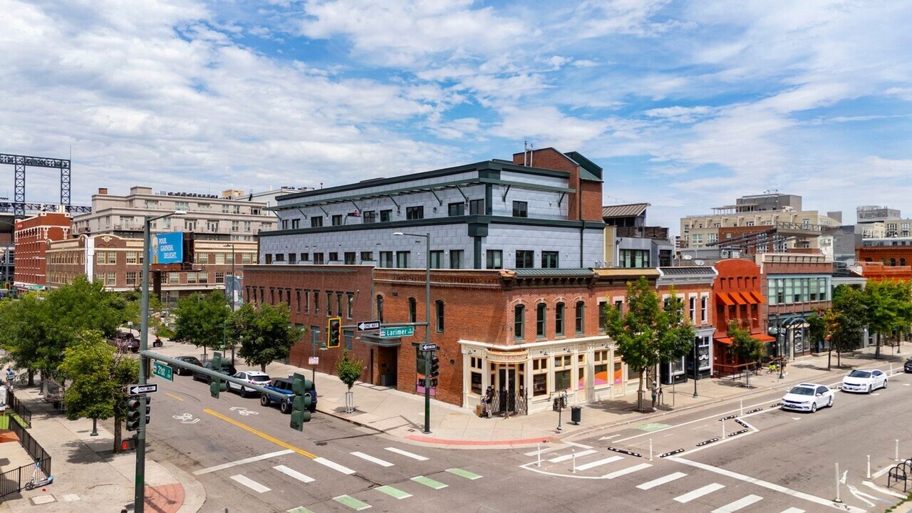 2101 Larimer St in Denver, CO - Building Photo