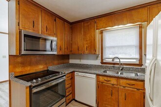 1060 Windbrooke Ct in Watkinsville, GA - Building Photo - Building Photo