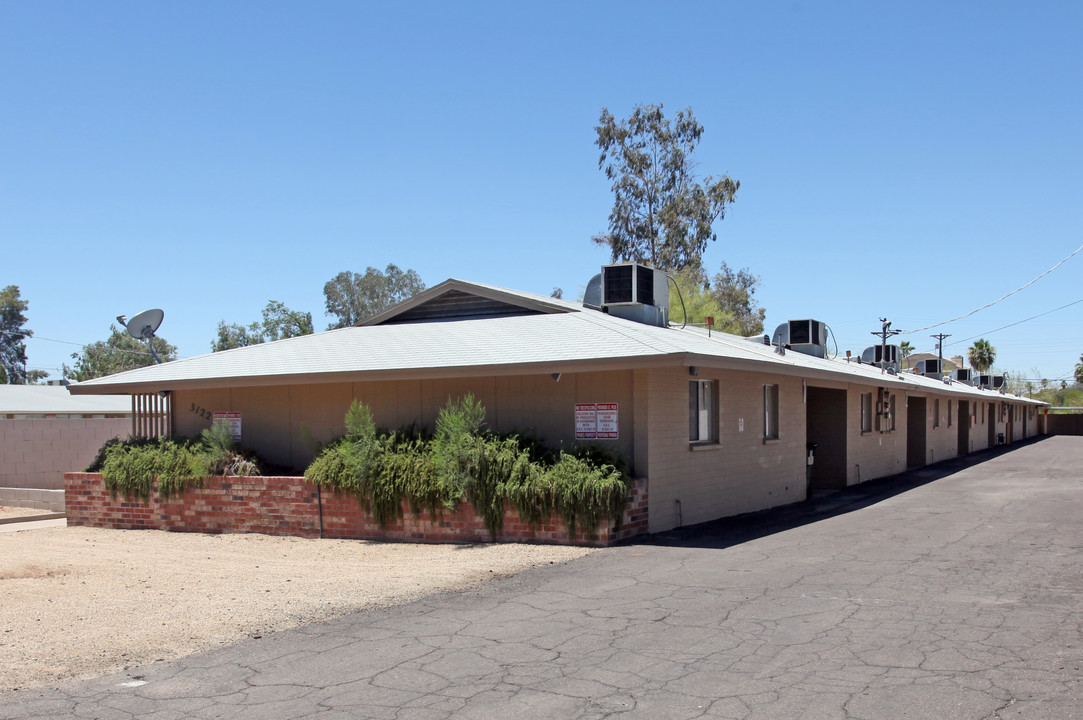 Citrus Acres in Phoenix, AZ - Building Photo