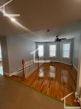 24 Farrington Ave, Unit 1 in Boston, MA - Foto de edificio - Building Photo