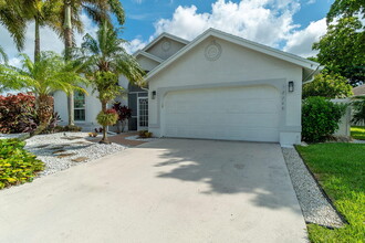 12748 Meadowbreeze Dr in Wellington, FL - Building Photo - Building Photo