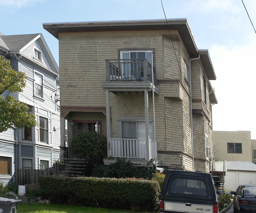 1524 Lafayette St in Alameda, CA - Building Photo